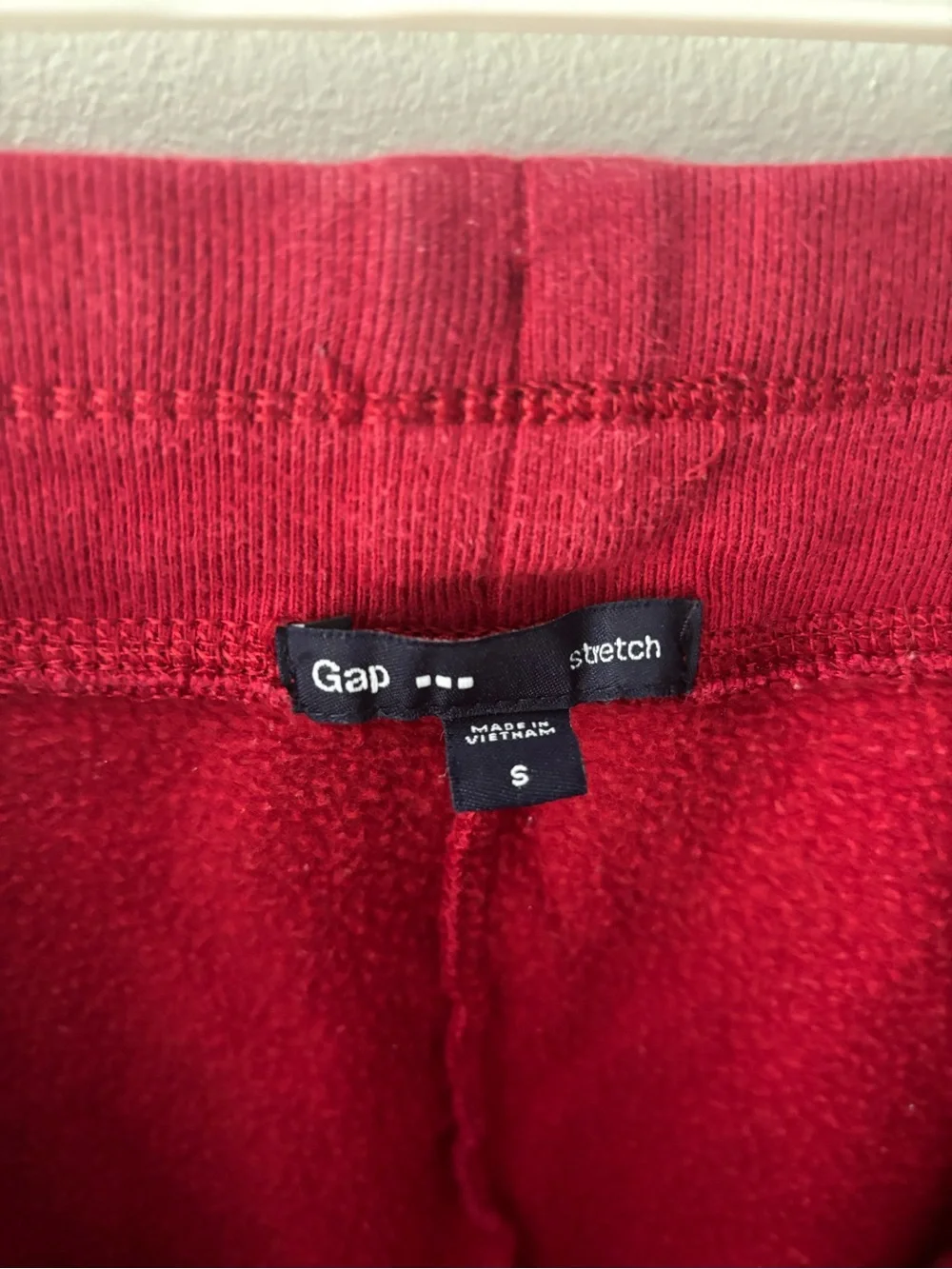 GAP Red Sweatpants - Picture 2 of 2